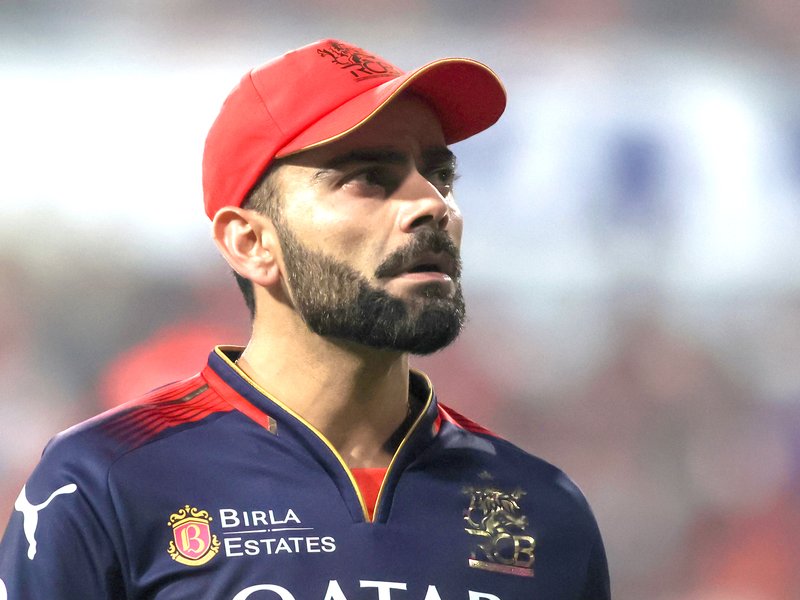 आईपीएल 2026: विराट कोहली आरसीबी के लिए खिताब डिफेंड करने की चुनौती के साथ बेंगलुरु पहुंचे 