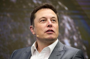 Elon Musk refutes reports that SpaceX is raising $800 billion