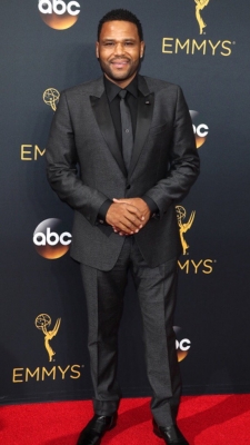 Anthony Anderson won't 'play safe' when hosting Emmy