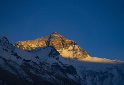 Two Indian climbers die descending Mount Everest (File image)