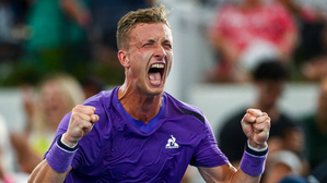 एडिलेड इंटरनेशनल: लेहेका ने ड्रेपर को हराकर ट्रॉफी जीती