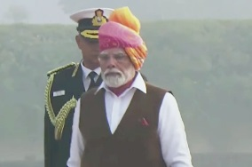 World is witnessing mettle of India’s daughters: PM Modi