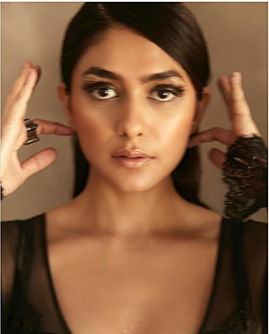 Mrunal Thakur