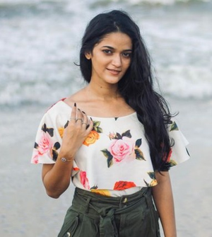 'Ishq Jabariya' actress Siddhi Sharma'