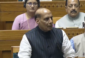 लोकसभा में बयान देते रक्षा मंत्री राजनाथ सिंह (फोटो : संसद टीवी)