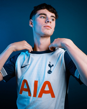 Tottenham Hotspur sign Archie Gray on six-year contract