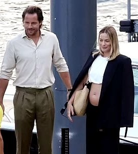 Margot Robbie, Tom Ackerley