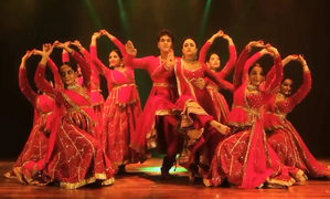 Amruta Khanvilkar to perform her musical ‘World of Stree’ in Mumbai on Aug 24	