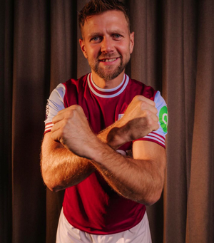 West Ham United sign German striker Niclas Fullkrug on a four-year deal from Borussia Dortmund. 