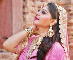 Sneha Wagh reveals inspiration behind music video 'Radha Raman Mero': 'While I was in Vrindavan...'