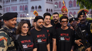 Kapil Sharma visits Attari-Wagah border along with the cast of his OTT show