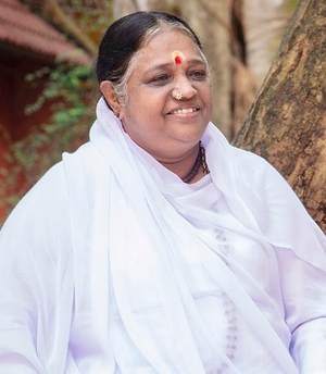 कौन हैं माता अमृतानंदमयी देवी जिन्हें पीएम मोदी भी करते हैं नमन?