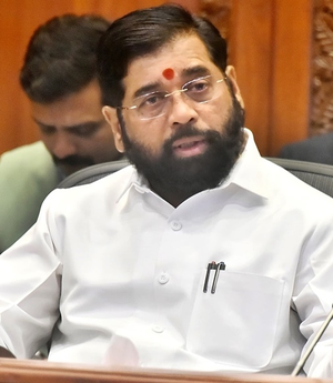 Maha govt amends Stamp Duty Act, expects to mop up additional Rs 2,000 cr annually