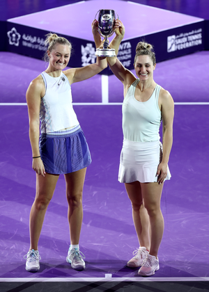 Gabriela Dabrowski and Erin Routliffe capped a perfect week to win the doubles title at the WTA Finals 2024-25 in Riyadh, Saudi Arabia on Saturday. Photo credit: WTA