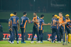 Kandy Bolts win to set up Eliminator clash with Galle Marvels while Hambantota Bangla Tigers got the better of Galle Marvels in Lanka T10 Super League at the Pallekele International Cricket Stadium in Kandy on Tuesday. 