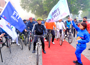 Union Minister of Youth Affairs & Sports Dr. Mansukh Mandaviya, Shivani Pawar to lead Fit India cycling event from Gateway of India to Girgaon Chowpatty in Mumbai on Sunday. 