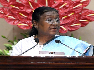 Grateful nation pays tribute to bravehearts: Prez Murmu on 77th Army Day