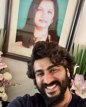 Arjun Kapoor remembers his late mother on her birthday: I miss you more than ever