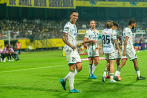 Mohun Bagan Super Giant inch closer to consecutive Shield title with 3-0 win over Blasters in the Indian Super League (ISL) 2024-25 at the Jawaharlal Nehru Stadium in Kochi on Saturday. Photo credit: ISL