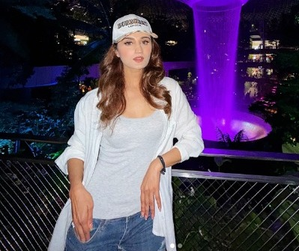 Aarushi Nishank highlights gender disparities and pay gaps in Bollywood