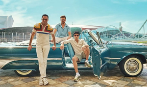 Hrithik Roshan gets revenge 14 years later on Farhan Akhtar in 'ZNMD’ reunion	