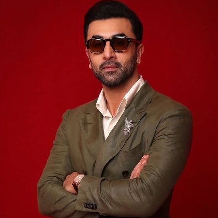 Ranbir Kapoor gets upset with Aamir Khan for getting his surname wrong