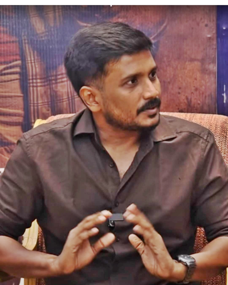 When director S U Arunkumar cut classes and braved lathi blows to watch Vikram‘s ‘Dhool’!	