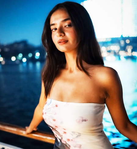 Anushka Sen goes embarks on pursuit to find her missing sister in ‘Kill Dill’ trailer 