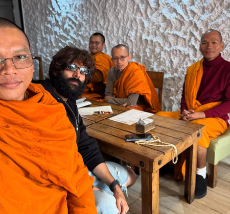 Kartik Aaryan participates in the 'Annual Baba conference'