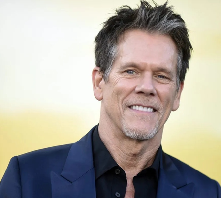 When Kevin Bacon, Elizabeth McGovern fell asleep while standing during filming of a scene