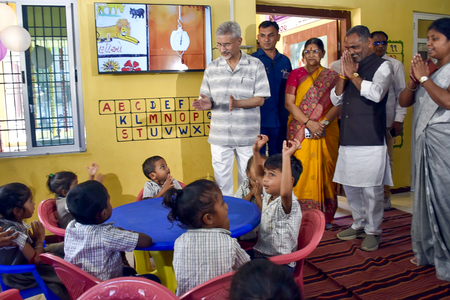 Over 10.40 lakh ASHAs, 10.58 lakh Anganwadi workers strengthening rural institutions