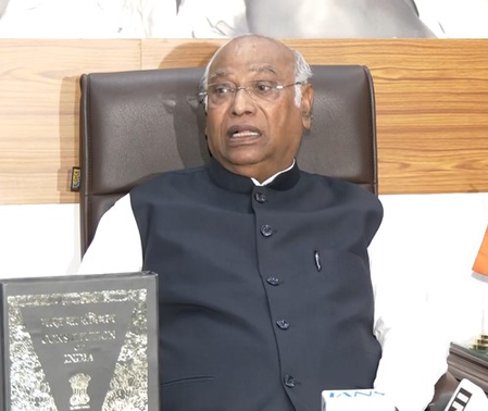 Kharge condemns killing of Hindu leader in Bangladesh, slams Centre's ‘failed diplomacy’