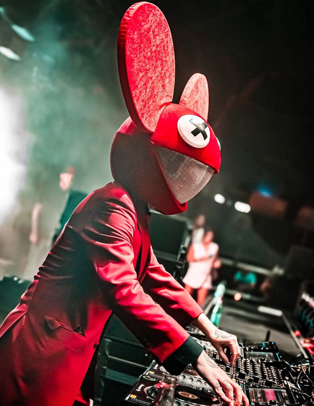 Deadmau5 tenders apology for performing drunk Coachella set