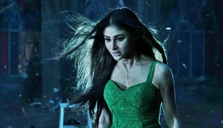 Mouni Roy reveals what it was like 'dancing with gravity' for The Bhootni	