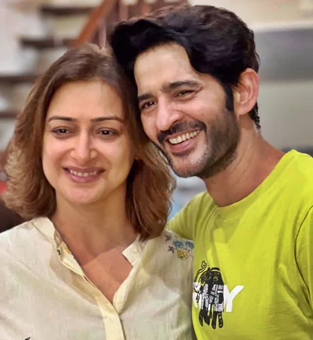 Hiten Tejwani to wife Gauri on 21st anniversary: My heart belongs to you