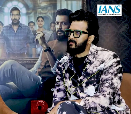 Riteish Deshmukh explains why heroes will never be remembered without a villain