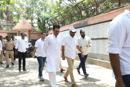 Kapoor family & film fraternity bids final goodbye to Nirmal as she is laid to rest in Mumbai