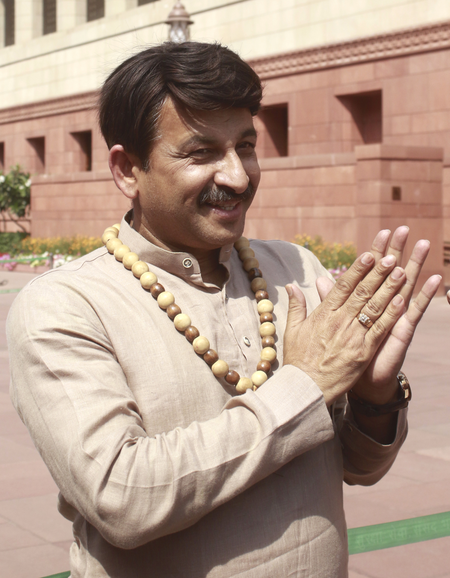 Manoj Tiwari announces Shiv Puran Katha in Delhi, says Rahul Gandhi 'anti-Sanatan'
