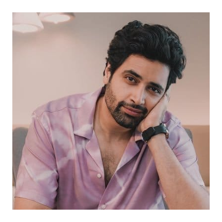 Adivi Sesh responds to Japanese fan's request seeking photo with him in Tokyo