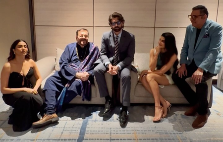 Neil sings ‘Jeena Yahan Marna Yahan’ with father Nitin Mukesh, actor says ‘you made it shine’