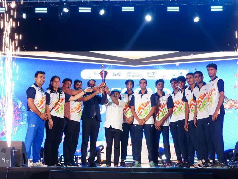 Dr. Mansukh Mandaviya congratulates Maharashtra for hat-trick of titles, Bihar for hosting Khelo India Youth Games 2025 in Patna on Thursday. Photo credit: SAI Media