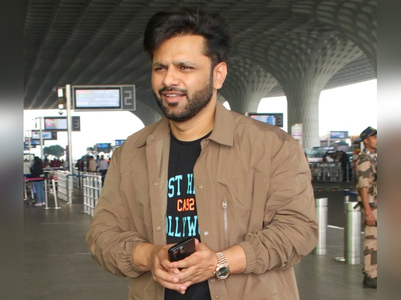 Rahul Vaidya calls Virat Kohli 'best batsman' after he unblocks him on Instagram