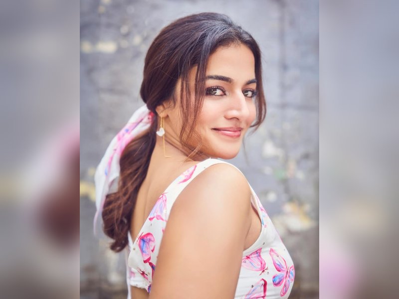 Wamiqa Gabbi calls working with Akshay Kumar, Priyadarshan ‘childhood dream’  