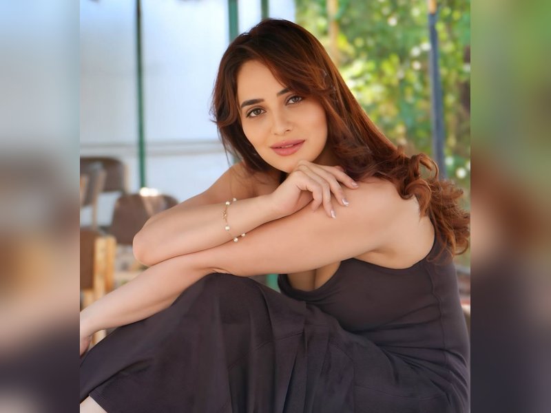 Actress Priyanka Rewri set to debut in Kannada with 'Yarrige Beku Ee Loka'	