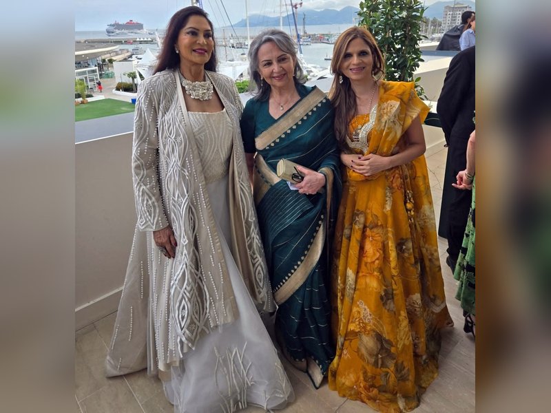 Saba shares ‘more moments’ of mother Sharmila Tagore, Simi Grewal from Cannes