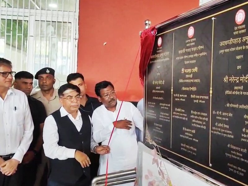 PM Modi inaugurates Amrit Bharat stations in Bihar, West Bengal; Locals celebrate 