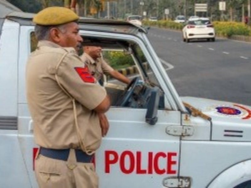 Delhi Police nab 121 illegal Bangladeshi immigrants, to be deported