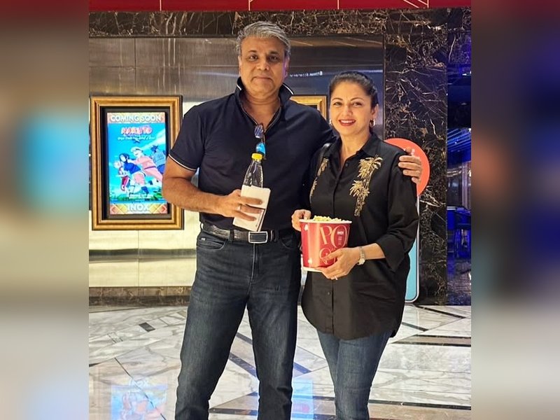 Bhagyashree: Watching a film in a theatre is definitely fun	