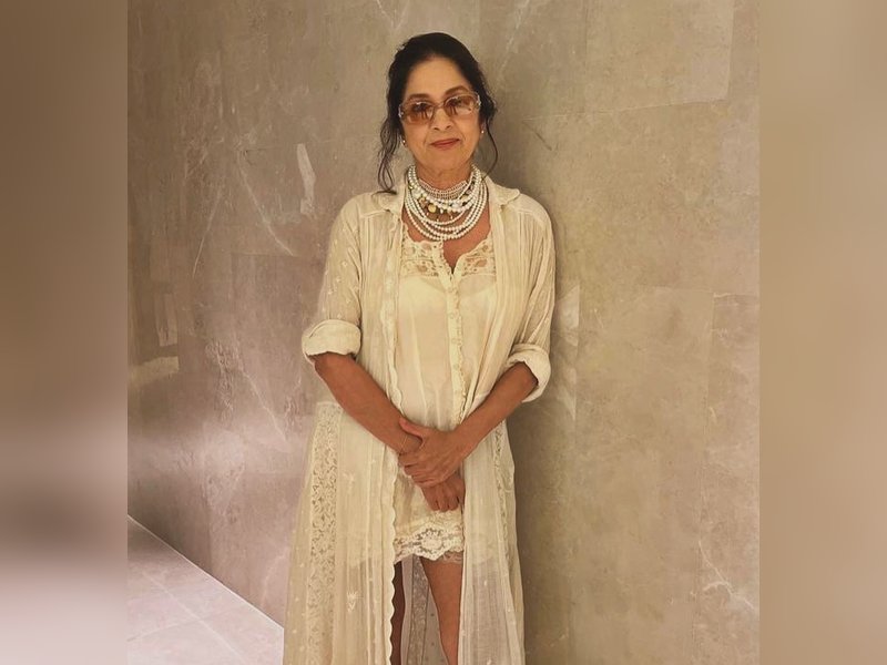 Neena Gupta channels her inner chef as she shares her recipe for homemade Aloo Paneer	