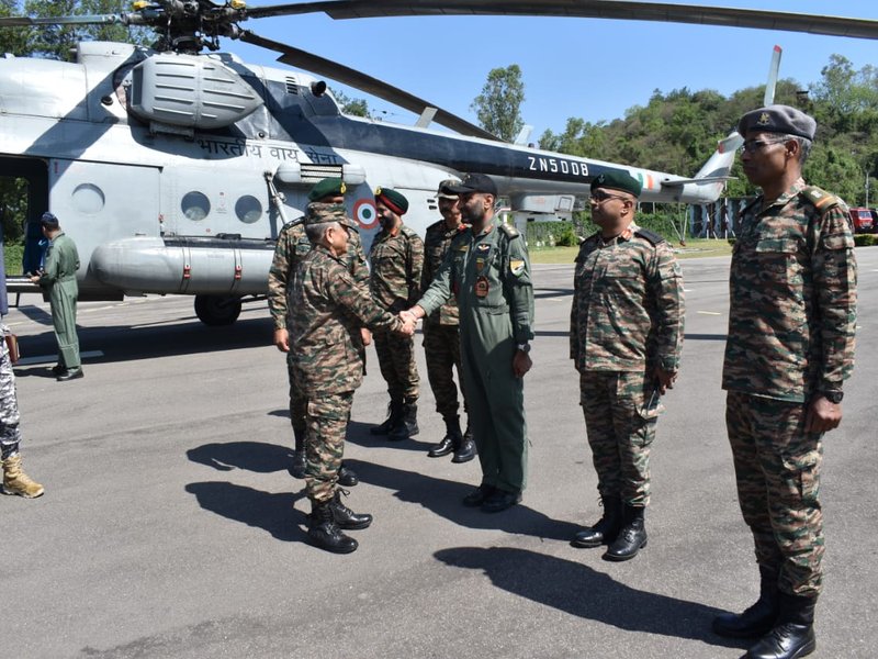 Op Sindoor: CDS visits Northern & Western Commands HQs for review meetings with planners and executors (Photo MoD)